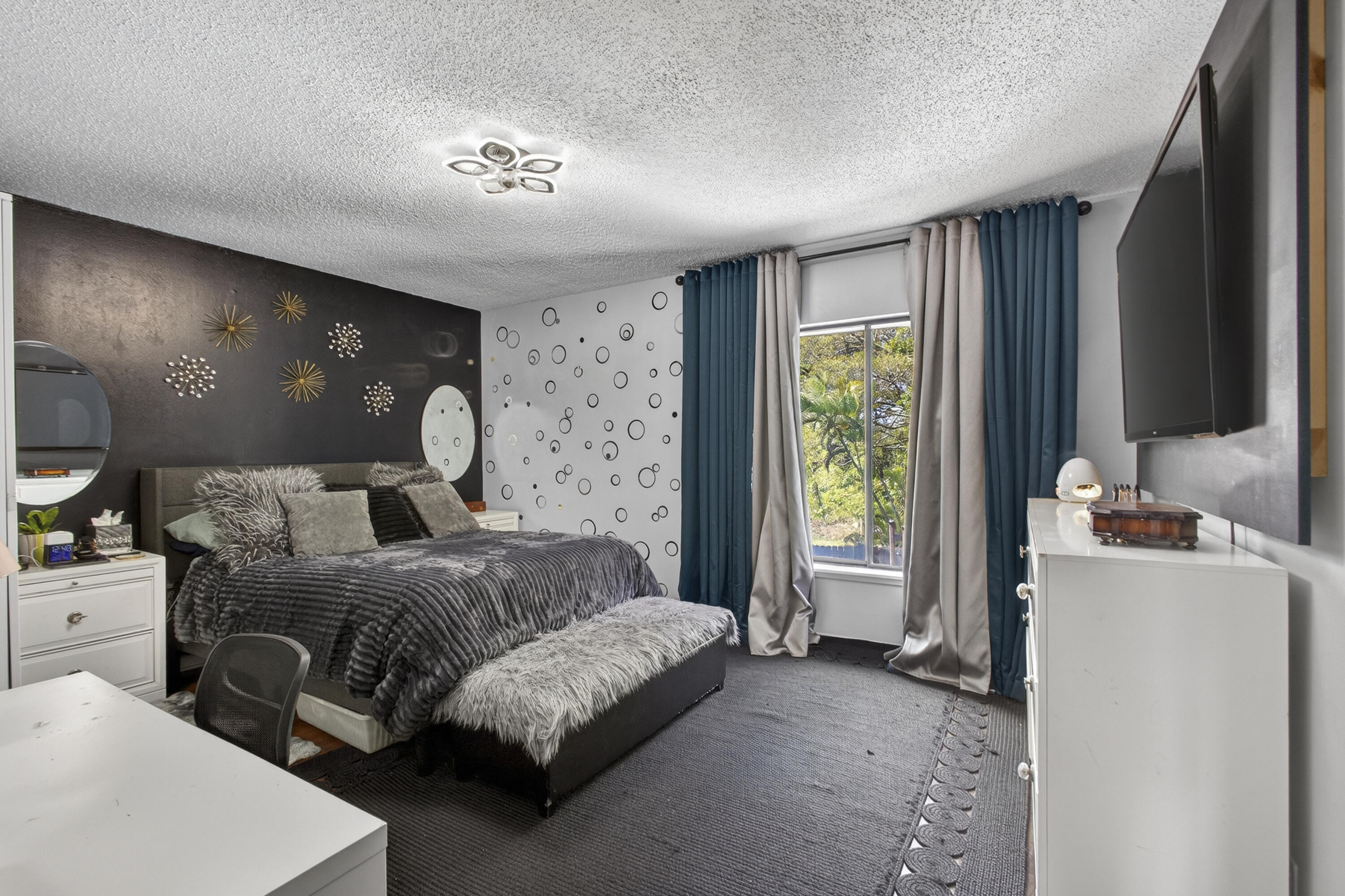 PINE CONE ESTATES - Residential