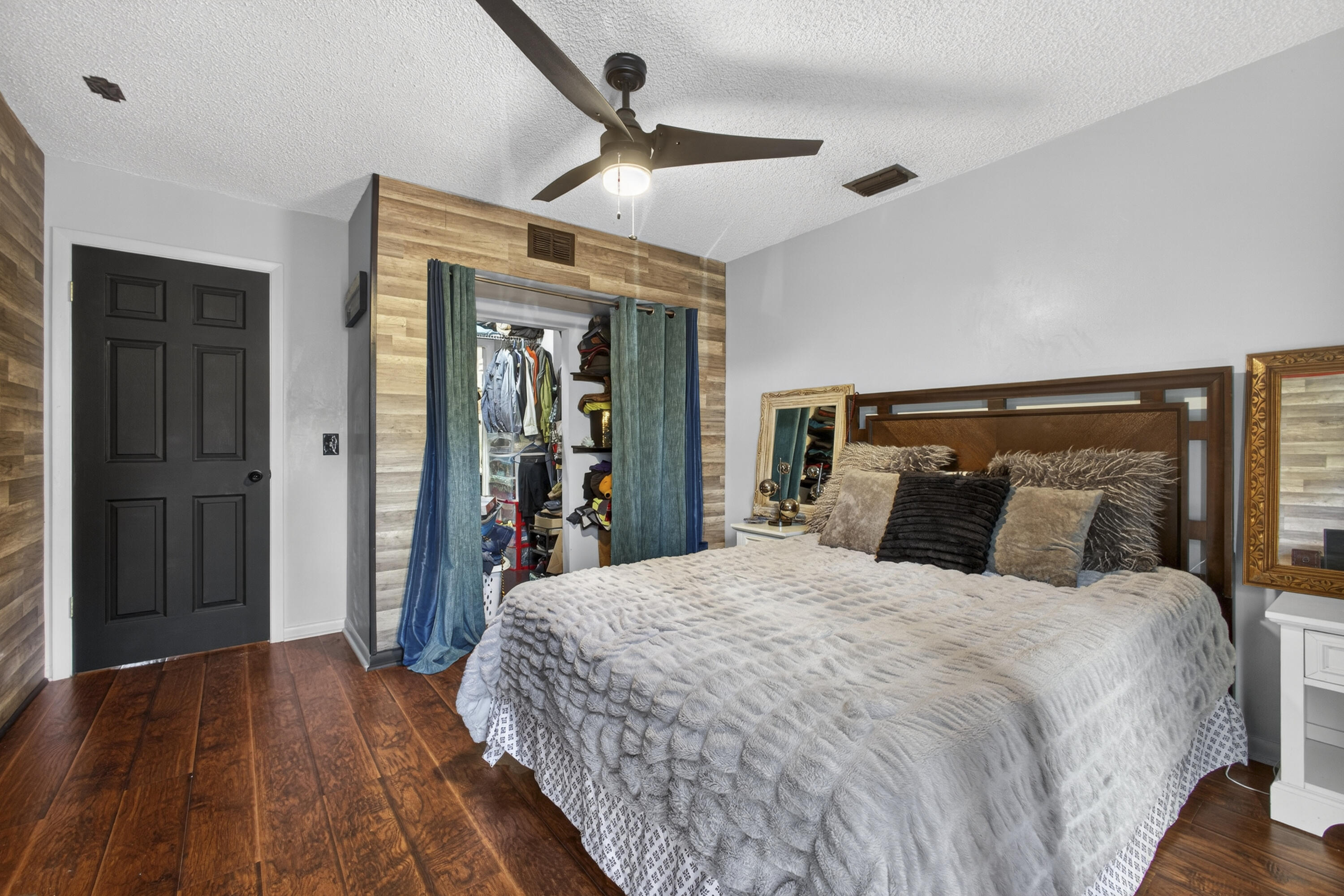 PINE CONE ESTATES - Residential