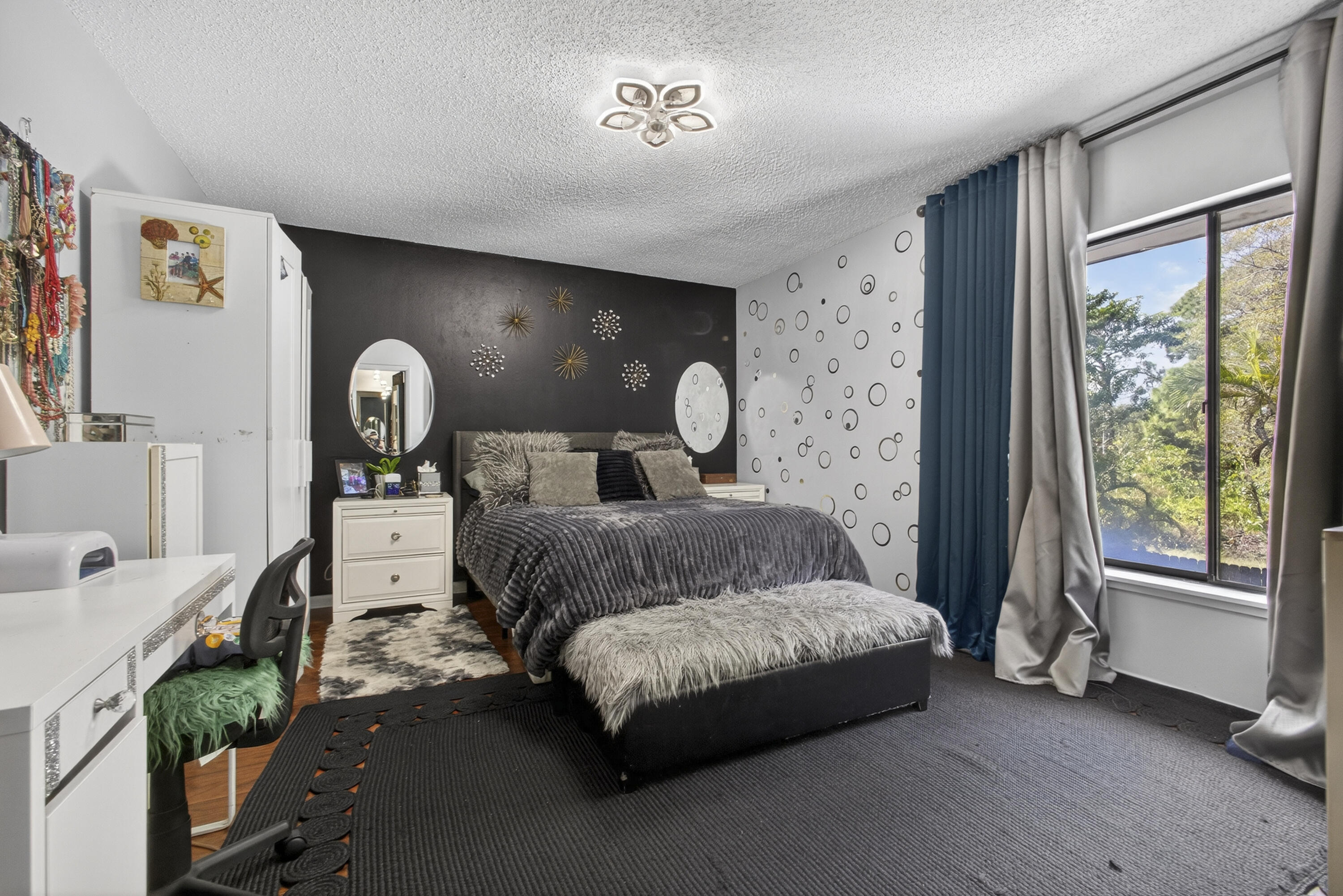 PINE CONE ESTATES - Residential