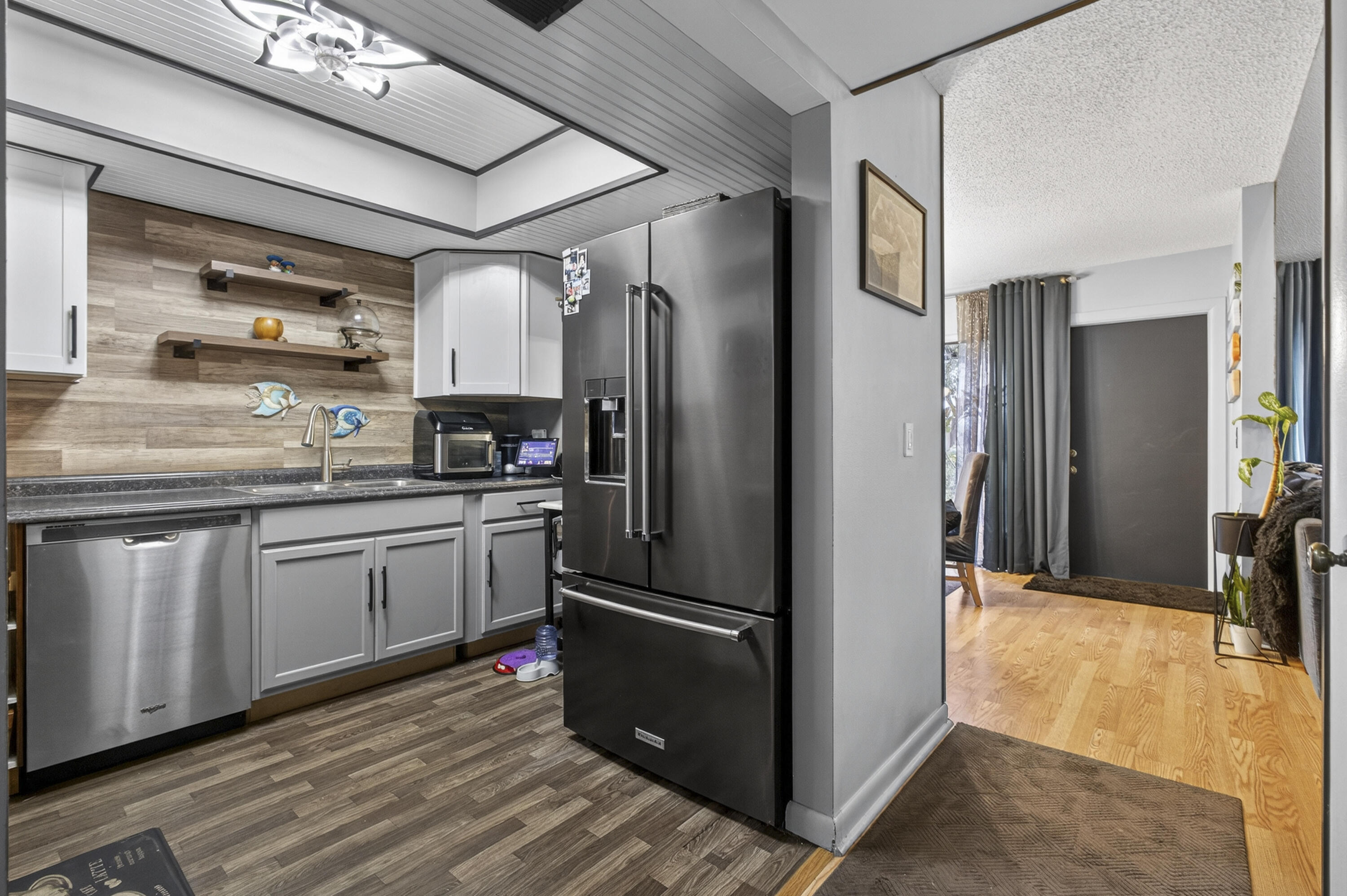 PINE CONE ESTATES - Residential