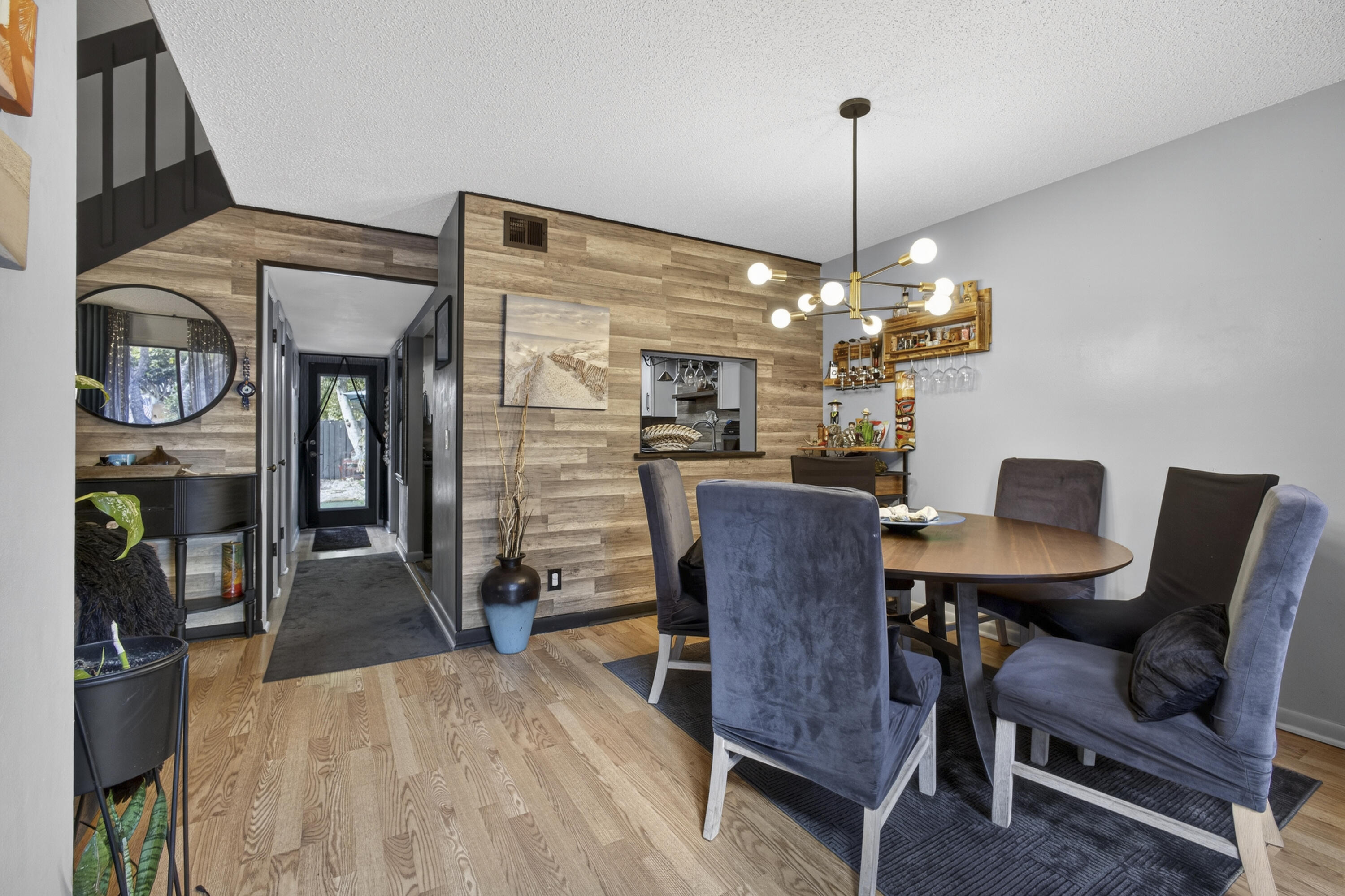 PINE CONE ESTATES - Residential