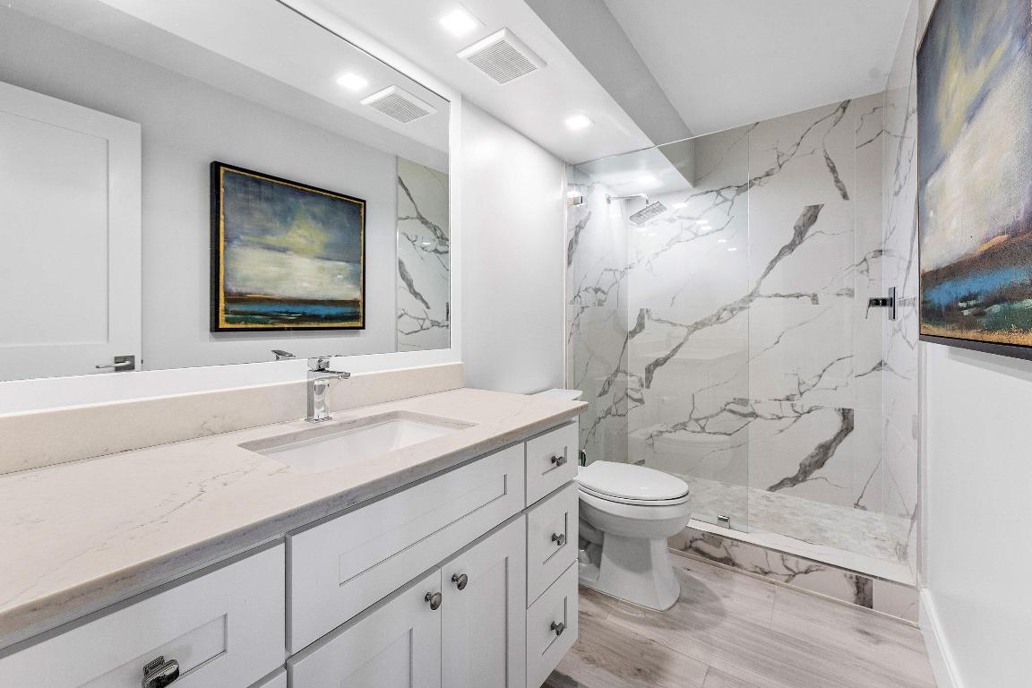 CLARIDGES I CONDO - Residential