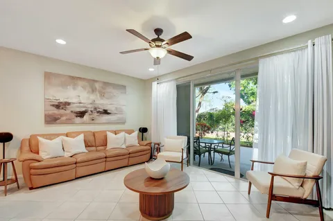 9021 Tremezzo Lane, Boynton Beach, FL 33472 - MLS#: R11057218