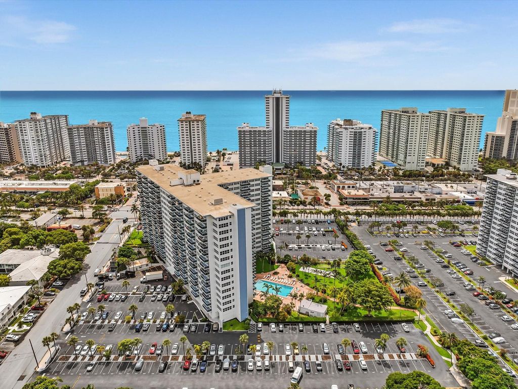 Photo of 3300 NE 36th Street #1402, Fort Lauderdale, FL 33308 (MLS # F10552119)