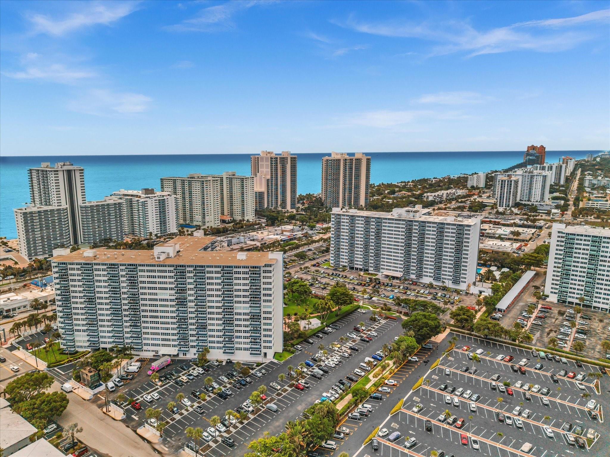 Coral Ridge Towers East - Residential