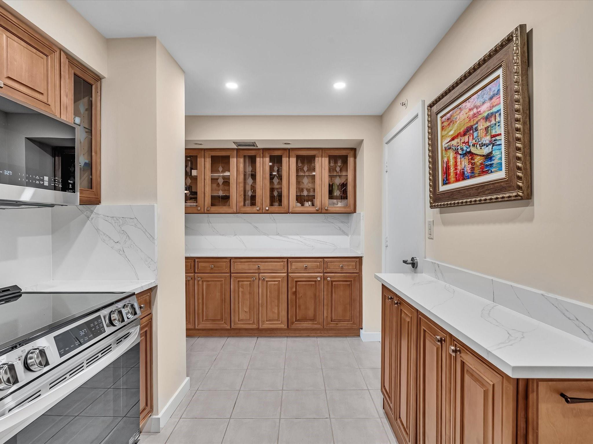 Coral Ridge Towers East - Residential