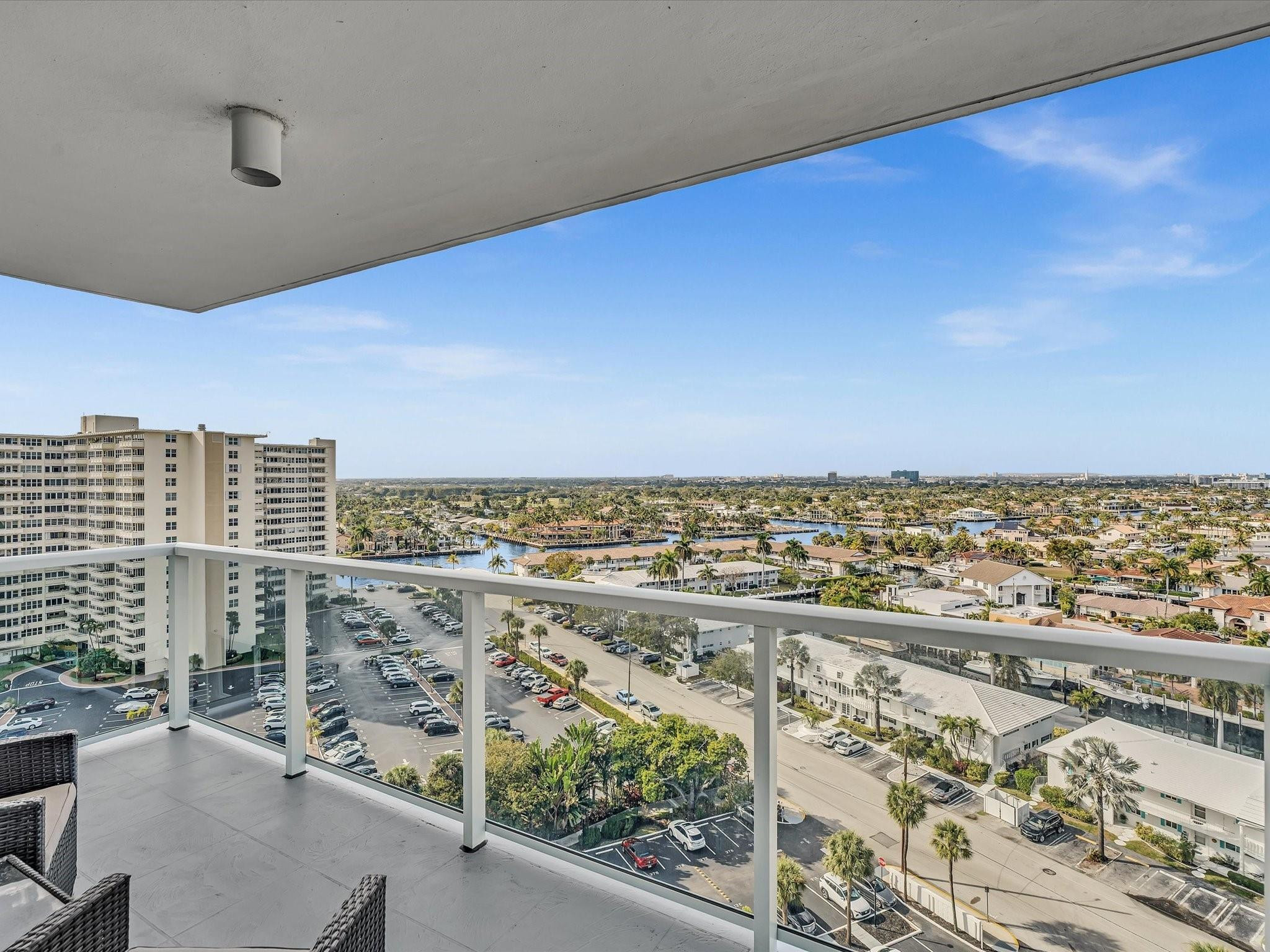 Coral Ridge Towers East - Residential