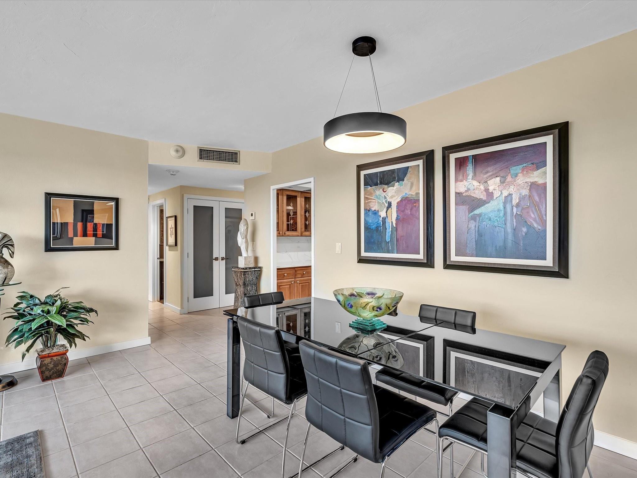 Coral Ridge Towers East - Residential