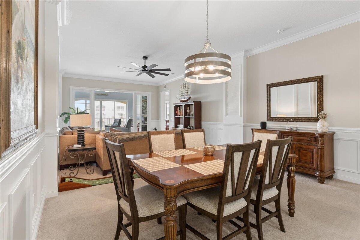 19 Harbour Isle Drive W 202