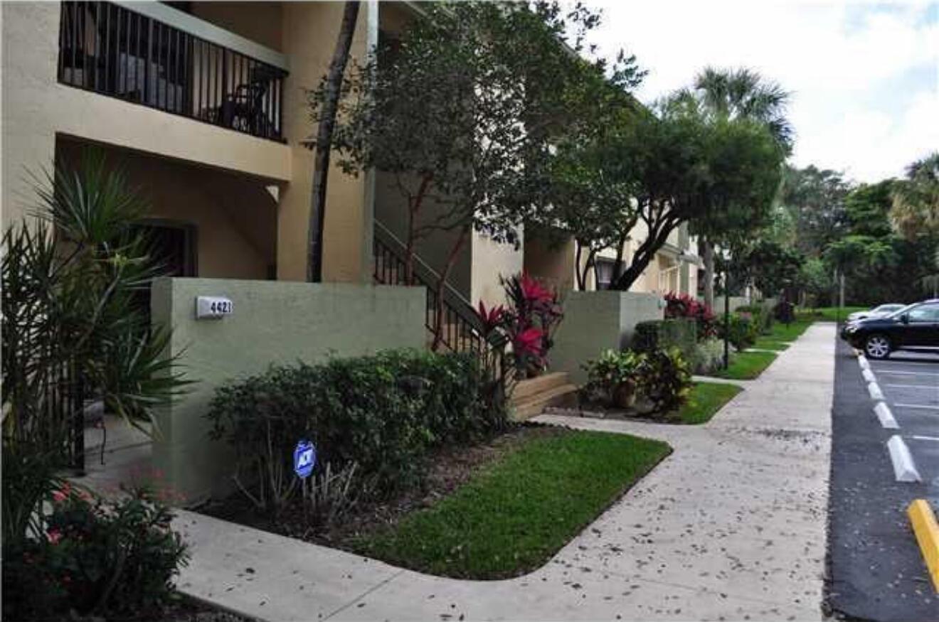 POND APPLE PLACE II CONDO - Residential Lease