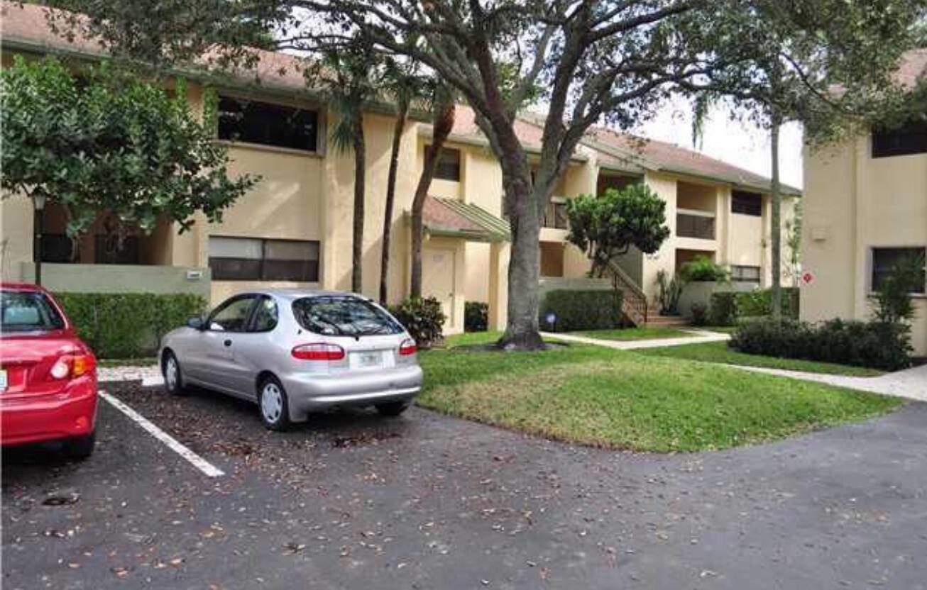 POND APPLE PLACE II CONDO - Residential Lease