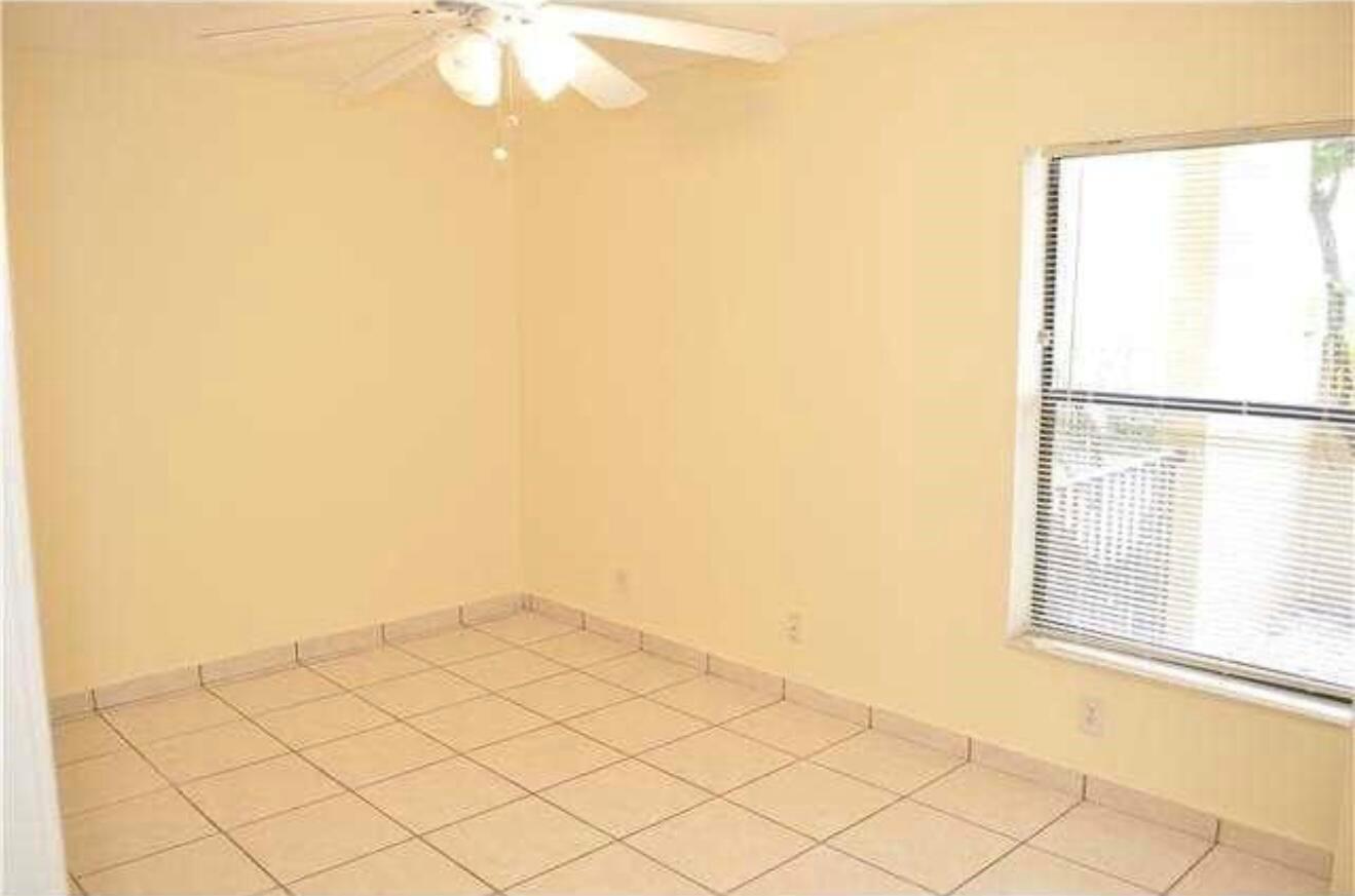 POND APPLE PLACE II CONDO - Residential Lease