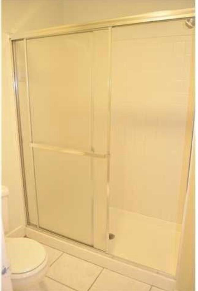 POND APPLE PLACE II CONDO - Residential Lease