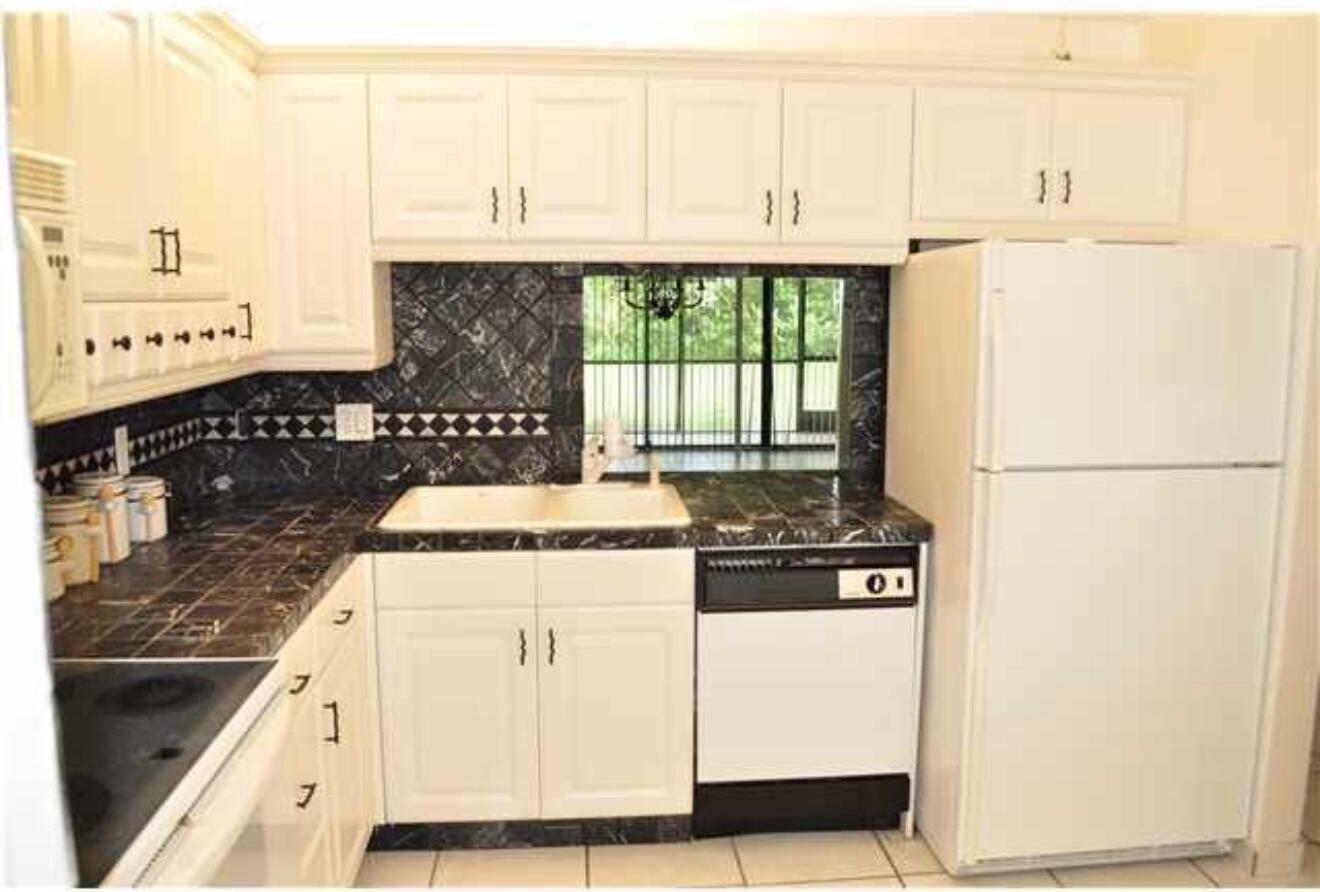 POND APPLE PLACE II CONDO - Residential Lease