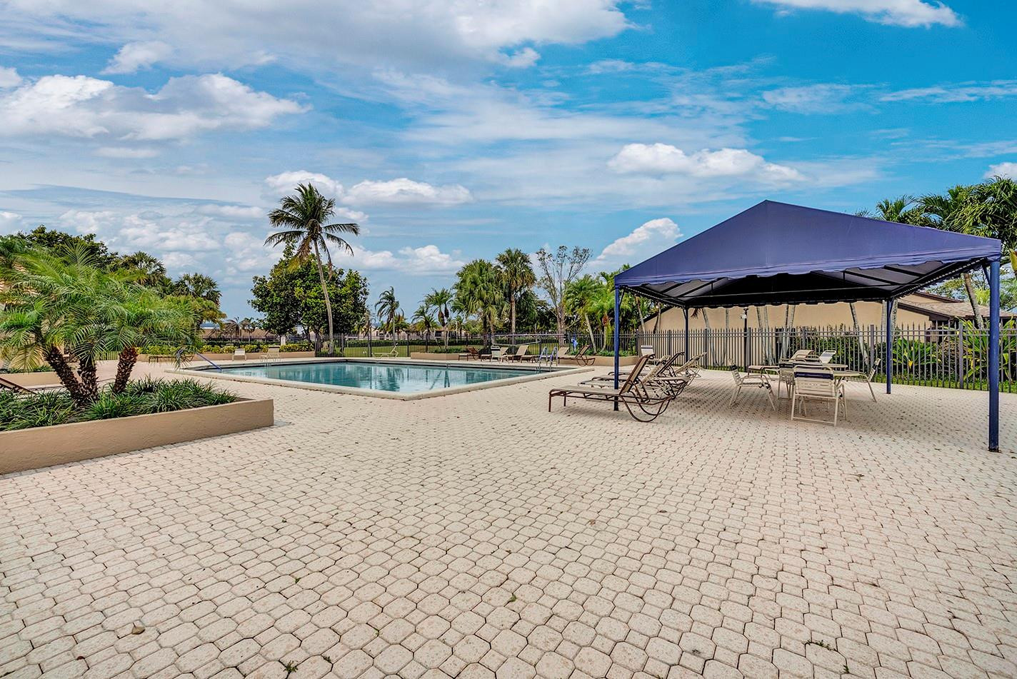 Boca Glades - Residential