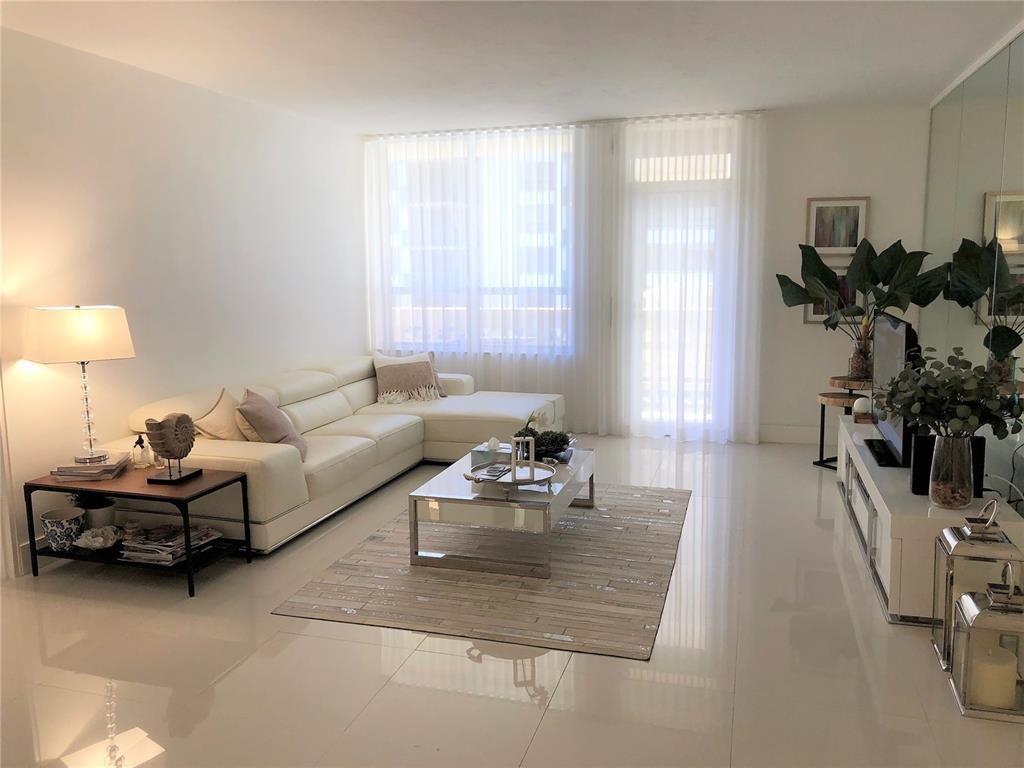 10185 Collins Ave 1509