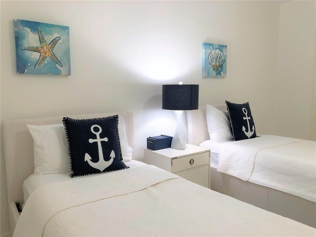 The Plaza Of Bal Harbour - Residential Lease