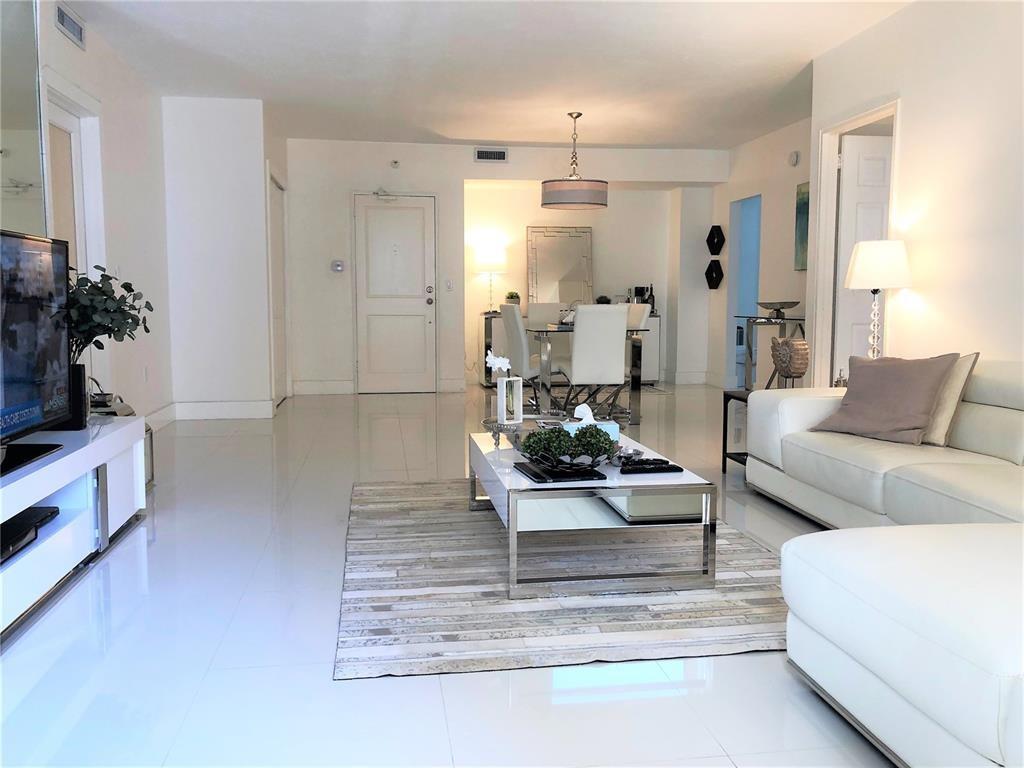 The Plaza Of Bal Harbour - Residential Lease