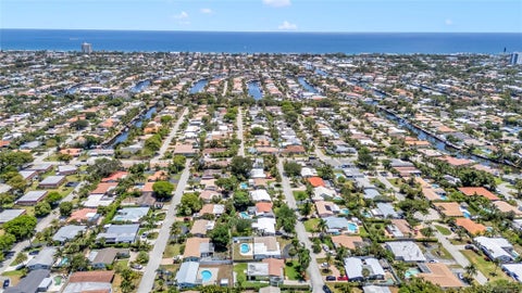 Tiny photo for 1961 NE 31ST Street, Lighthouse Point, FL 33064 (MLS # B26051705)