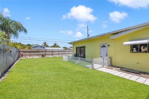 Tiny photo for 1961 NE 31ST Street, Lighthouse Point, FL 33064 (MLS # B26051705)