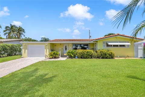 Tiny photo for 1961 NE 31ST Street, Lighthouse Point, FL 33064 (MLS # B26051705)