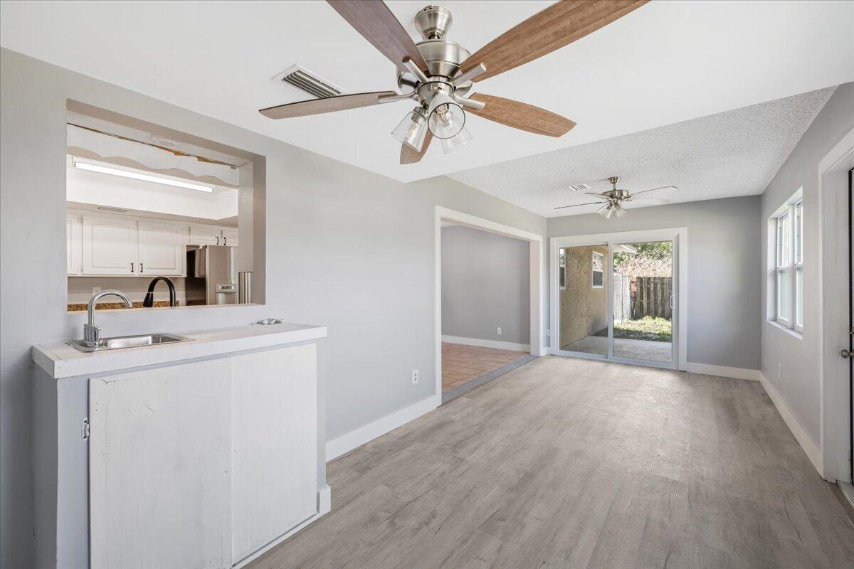 INDIAN RIVER ESTATES UNIT 8 - Residential Lease