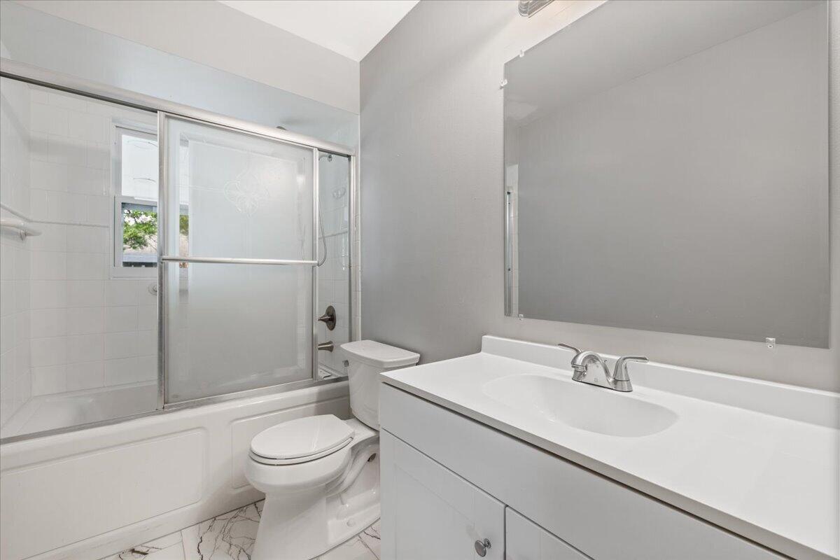 INDIAN RIVER ESTATES UNIT 8 - Residential Lease