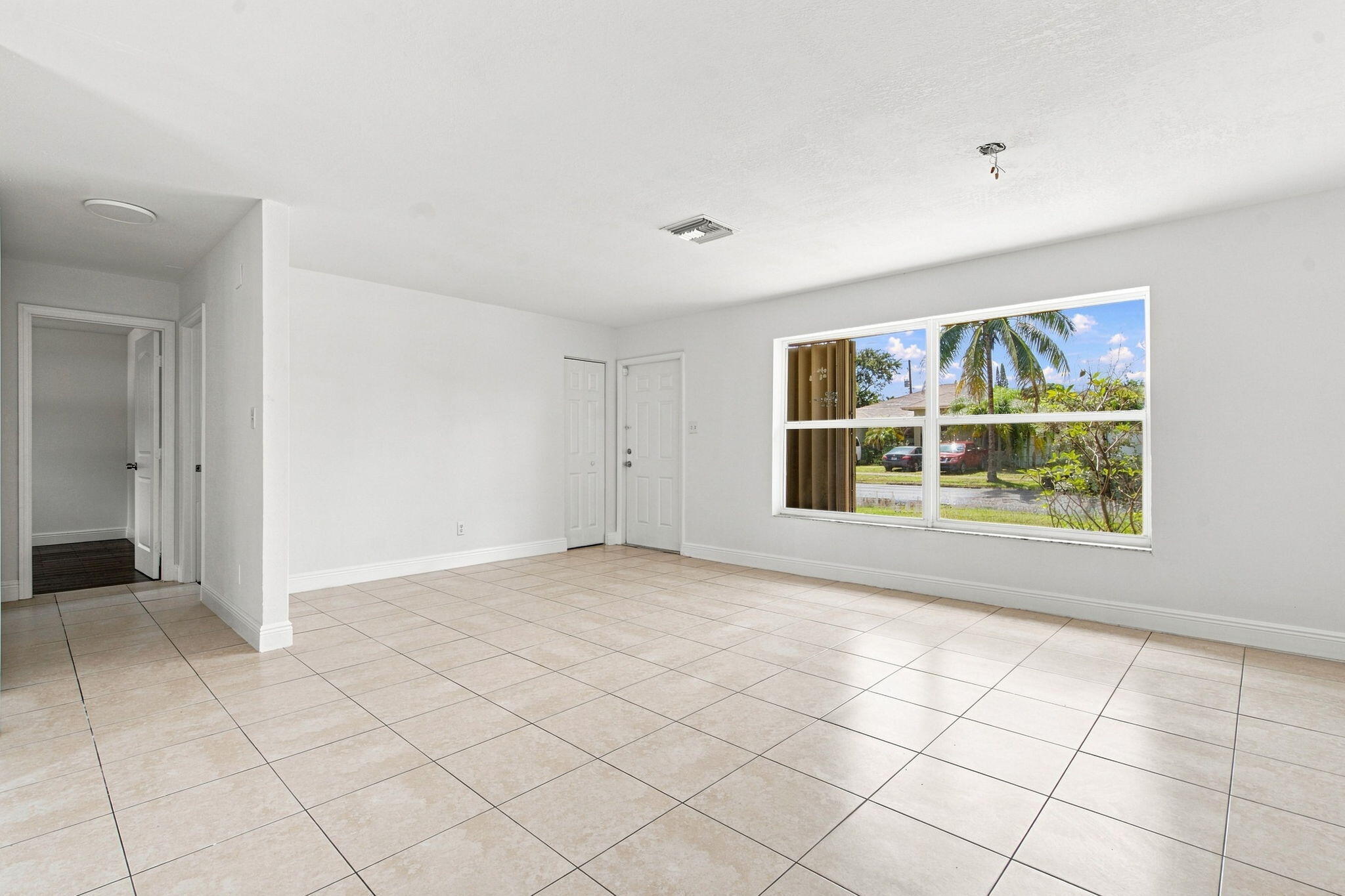 399 SW 14TH Street