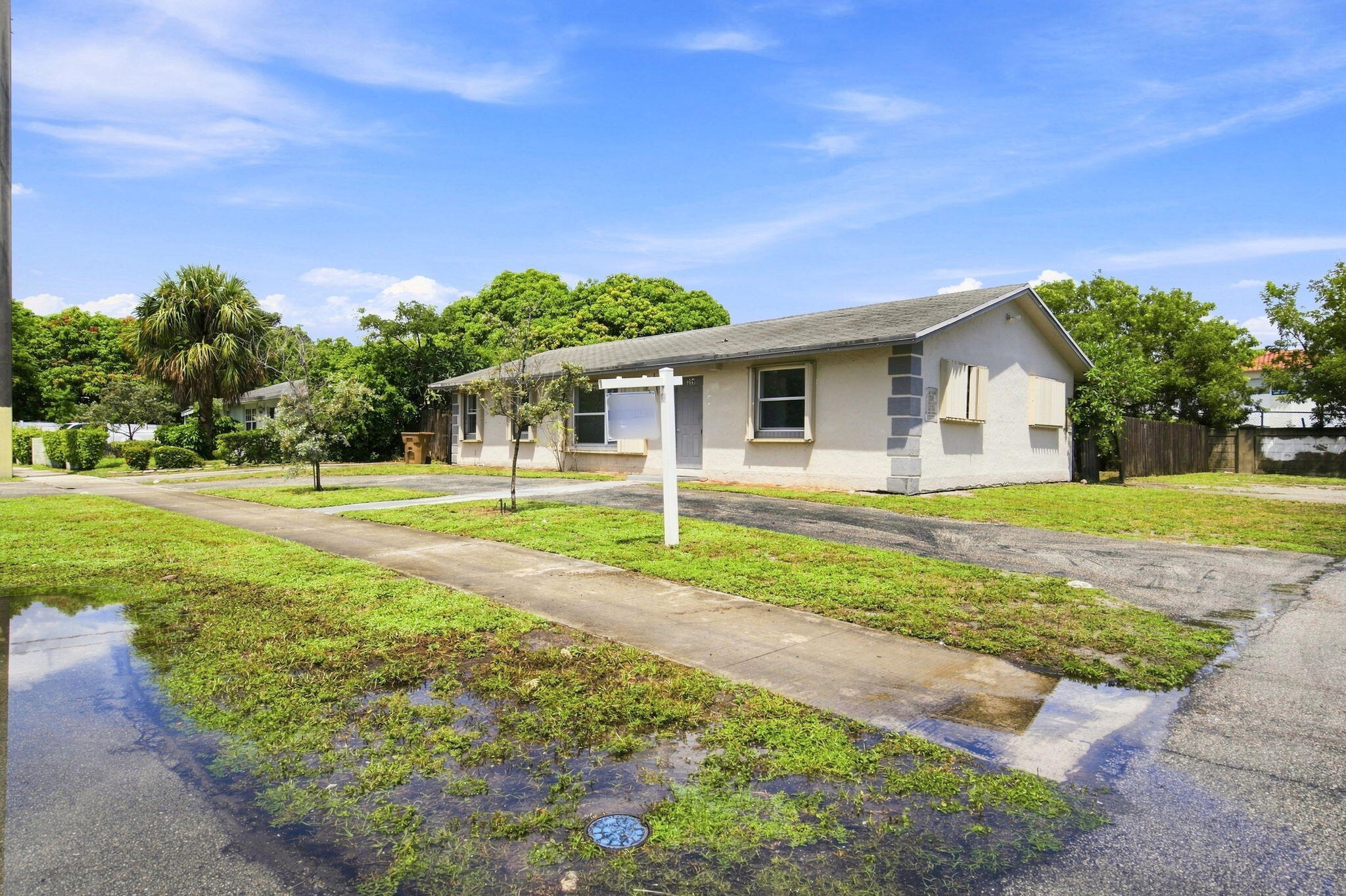 399 SW 14TH Street