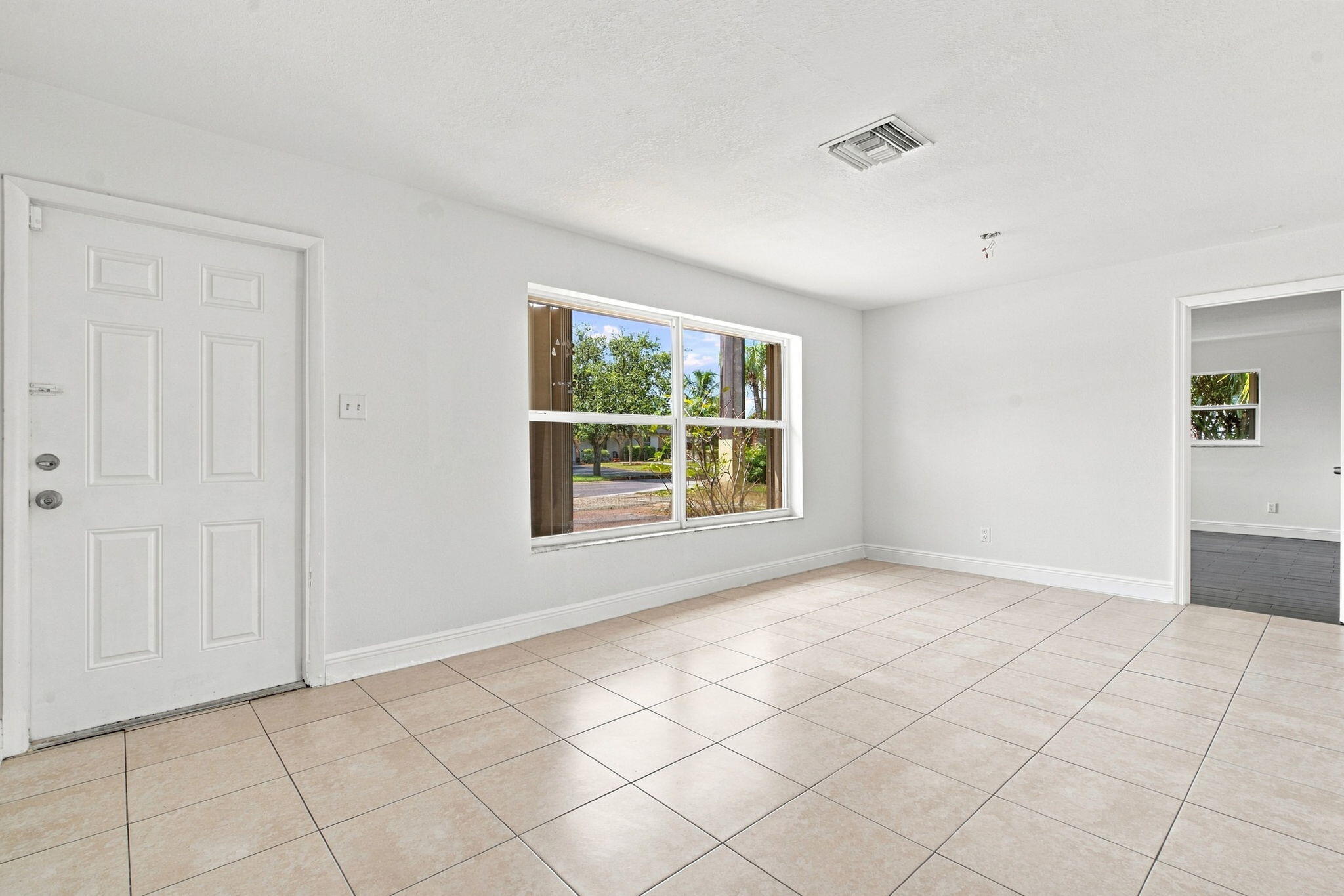 399 SW 14TH Street