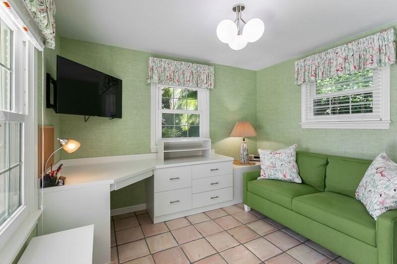 NORTH SHORE - Residential