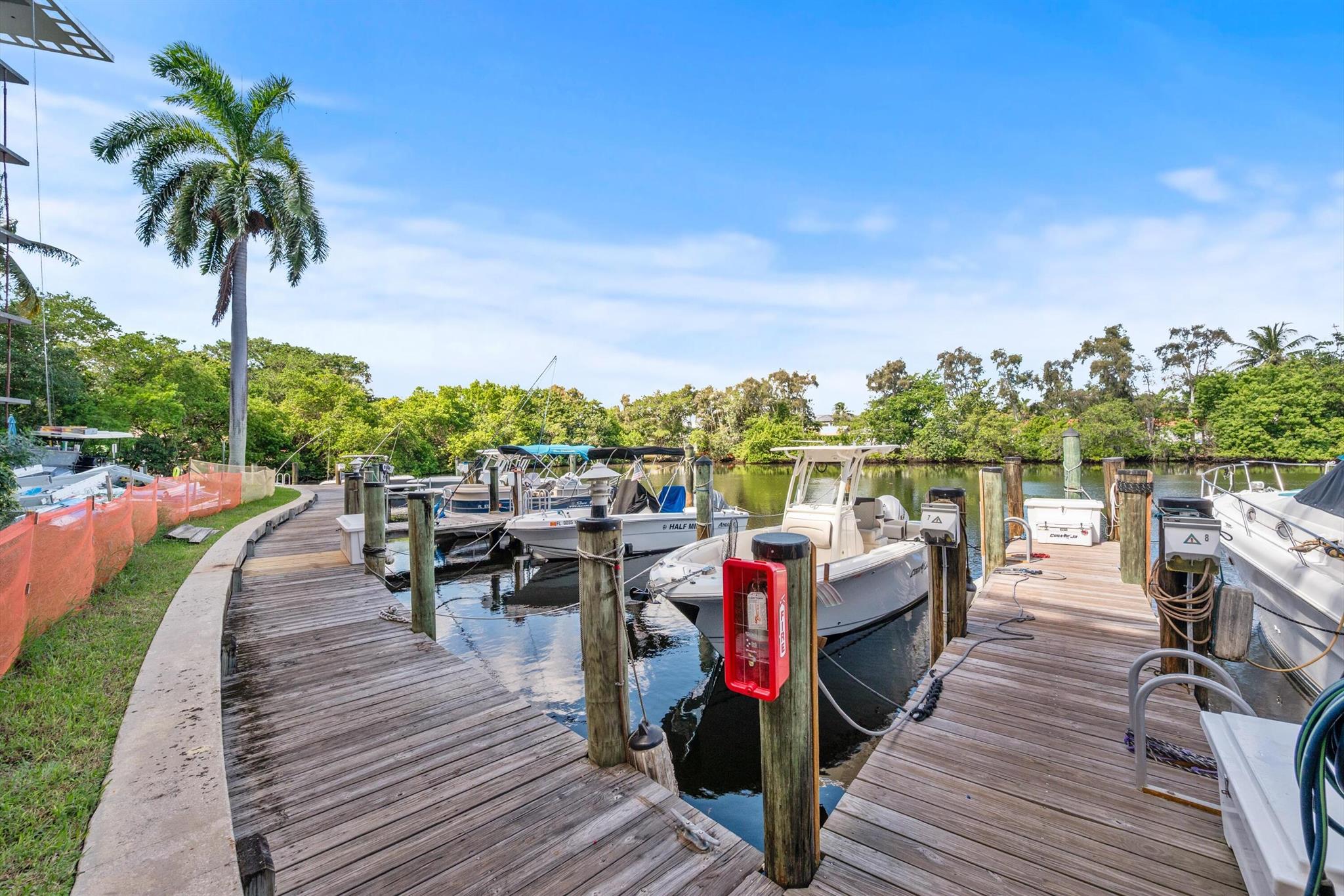 1301 E Hillsboro Boulevard 104