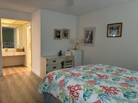Tiny photo for 4629 Poinciana Street #522, Lauderdale By The Sea, FL 33308 (MLS # B26090342)