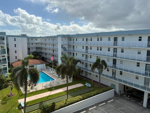 Tiny photo for 4629 Poinciana Street #522, Lauderdale By The Sea, FL 33308 (MLS # B26090342)