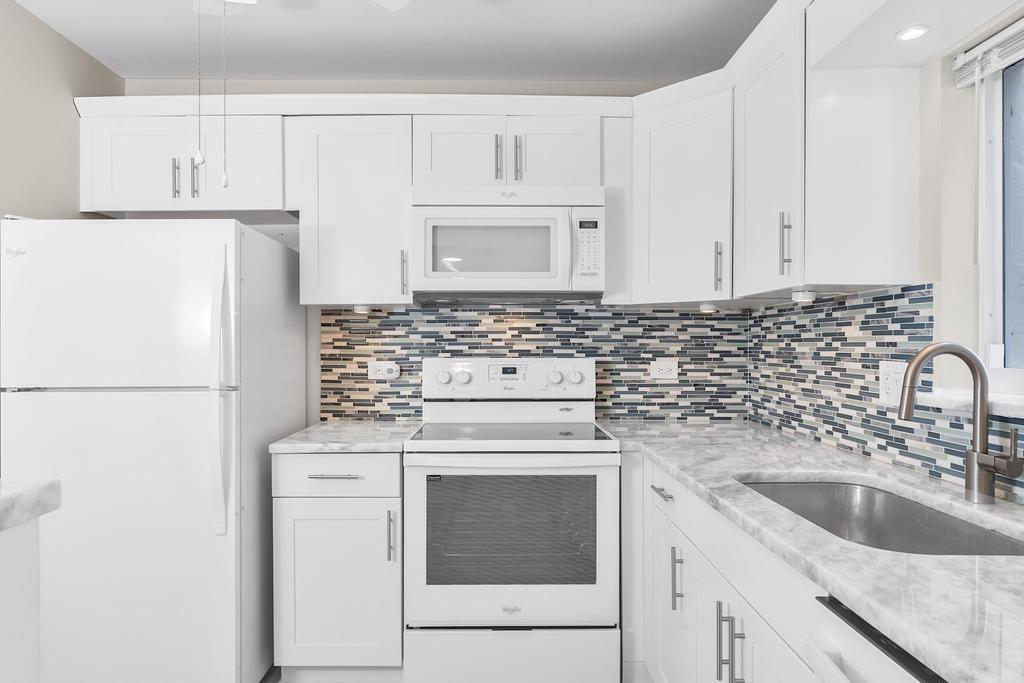 2671 Boundbrook 103 Boulevard 103