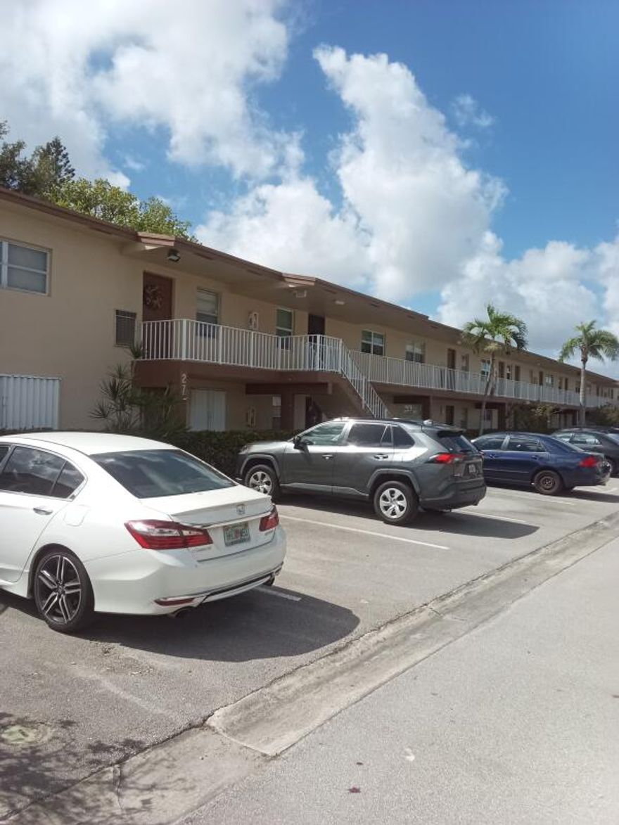 2-bedroom, 2-bath condo featuring several recent updates, including a new A/C unit (installed 3 months ago), new refrigerator, new stove, and new countertops. Fresh spackle work has been completed, and the unit includes furniture currently inside. Great opportunity for a comfortable move-in or investment.