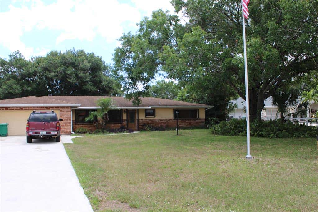 Photo of 6012 Buchanan Drive, Fort Pierce, FL 34982 (MLS # R10715310)