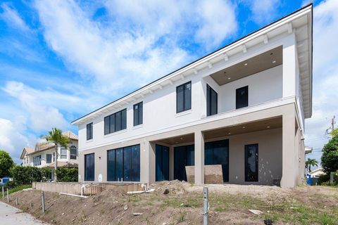 A home in Lighthouse Point