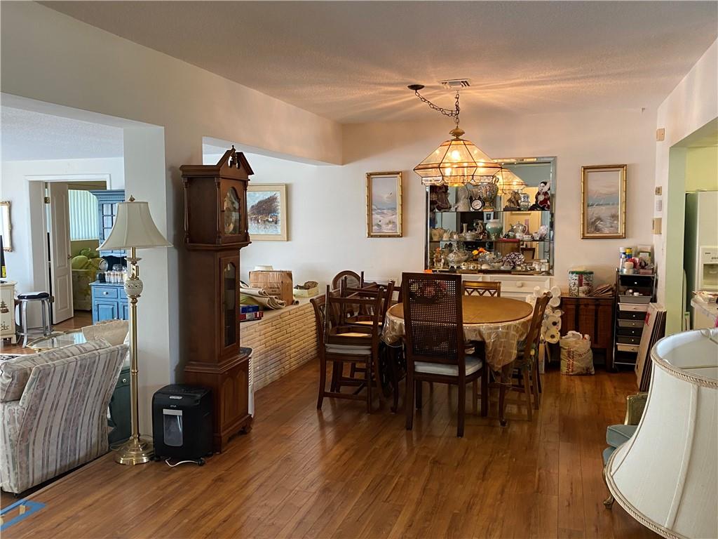 Palm Club Co-Op - Residential