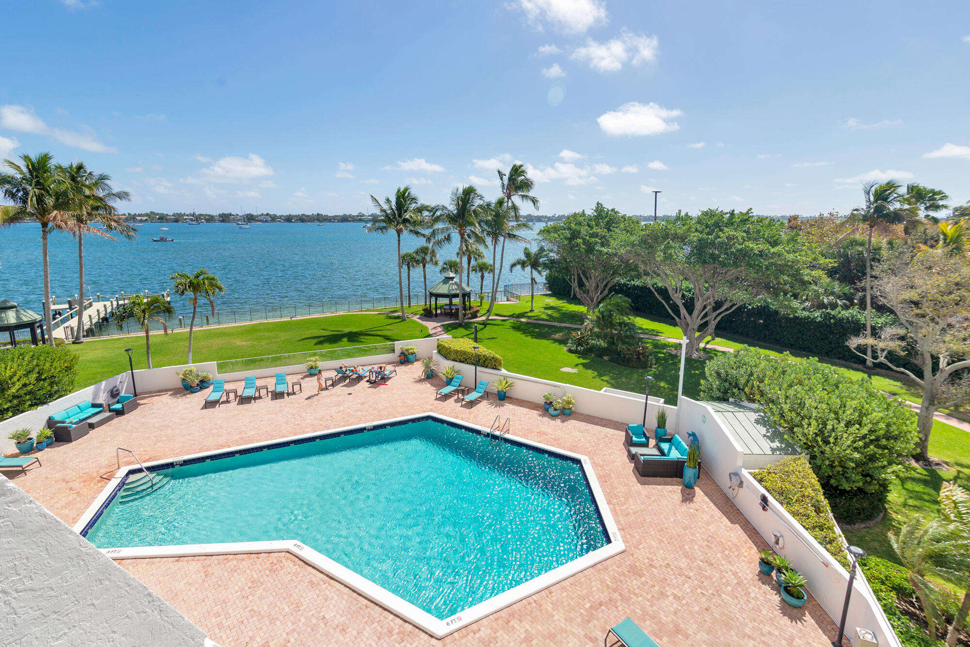 PLACIDO MAR CONDO - Residential