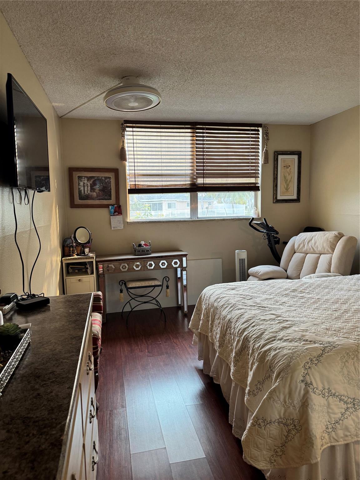 Lime Bay Condo 8 - Residential Lease
