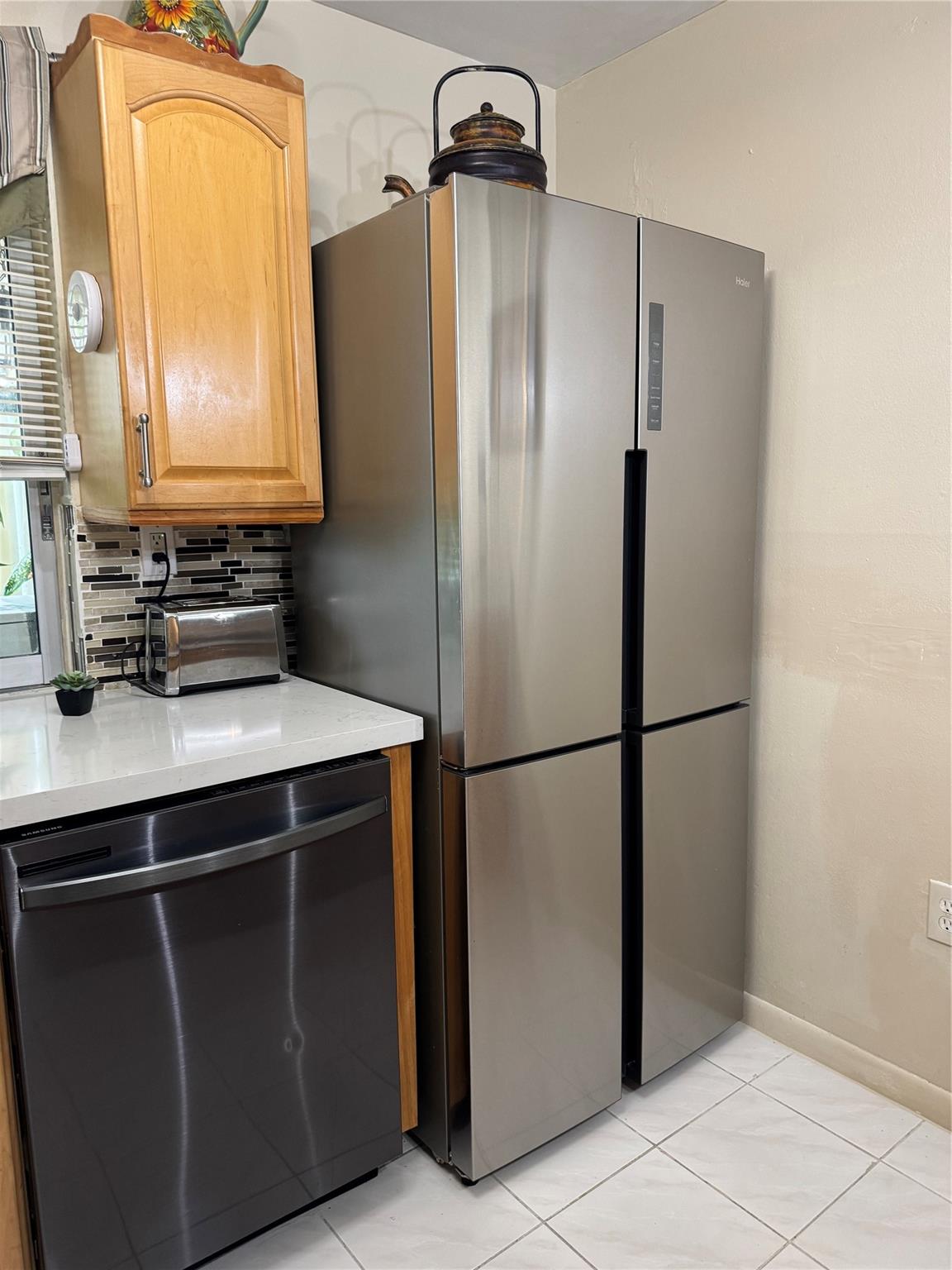 Lime Bay Condo 8 - Residential Lease