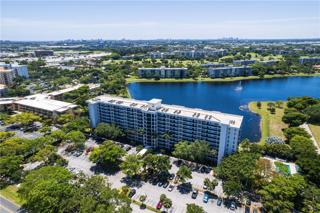 Palm Aire Country Club - Residential
