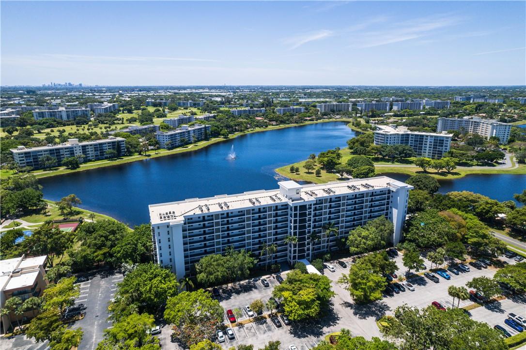 Palm Aire Country Club - Residential