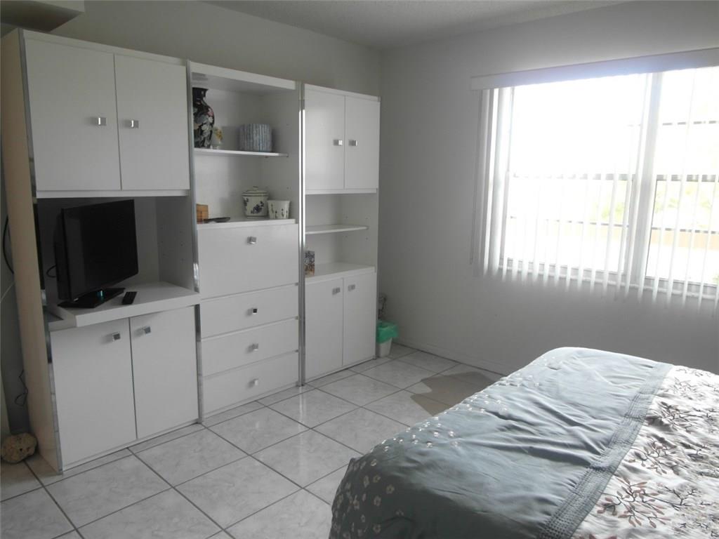 Portofino Village 2-B Con - Residential Lease