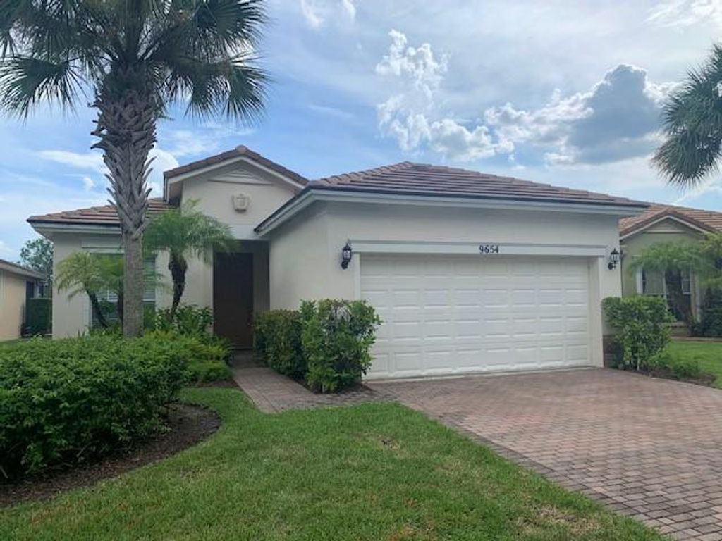 Photo of 9654 SW Flowermound Circle, Port Saint Lucie, FL 34987 (MLS # R11060765)
