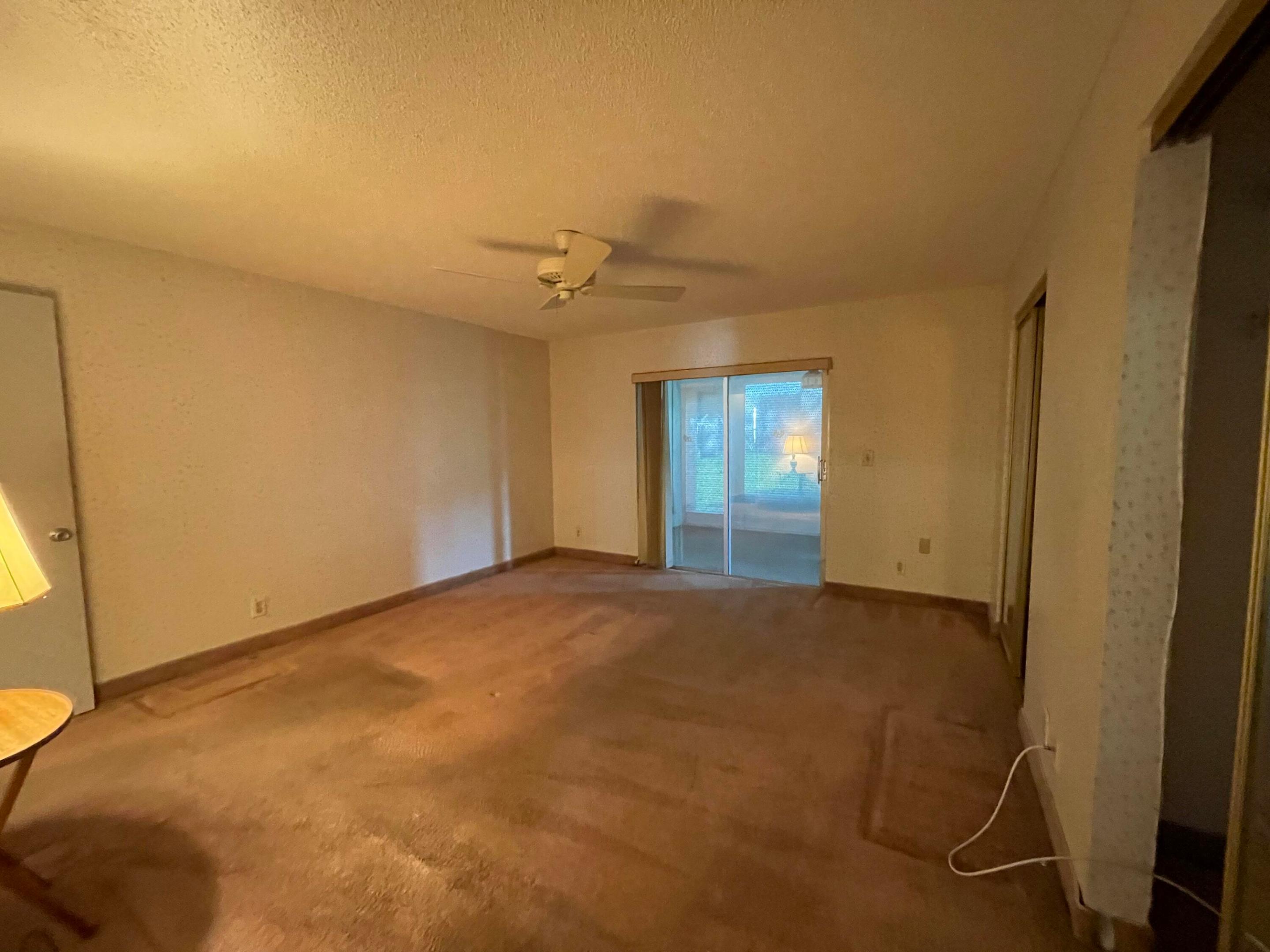 DELRAY VILLAS 5 - Residential