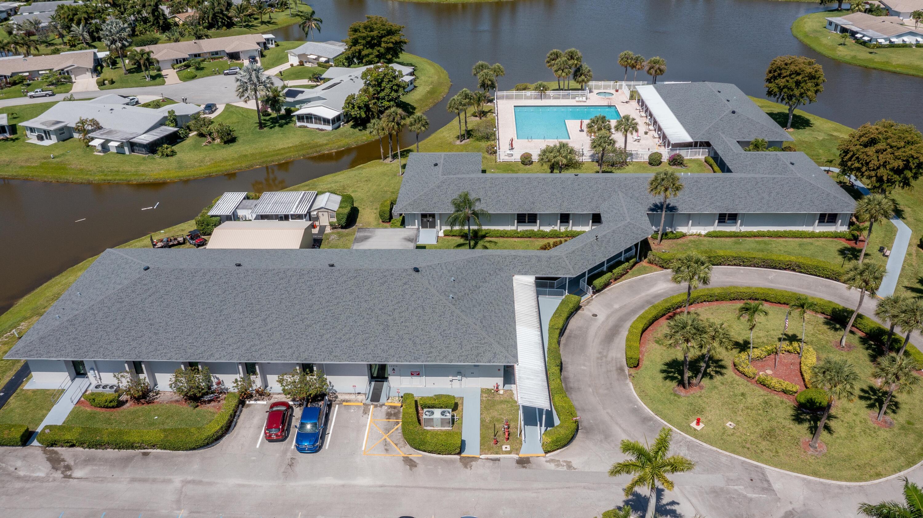 DELRAY VILLAS 5 - Residential