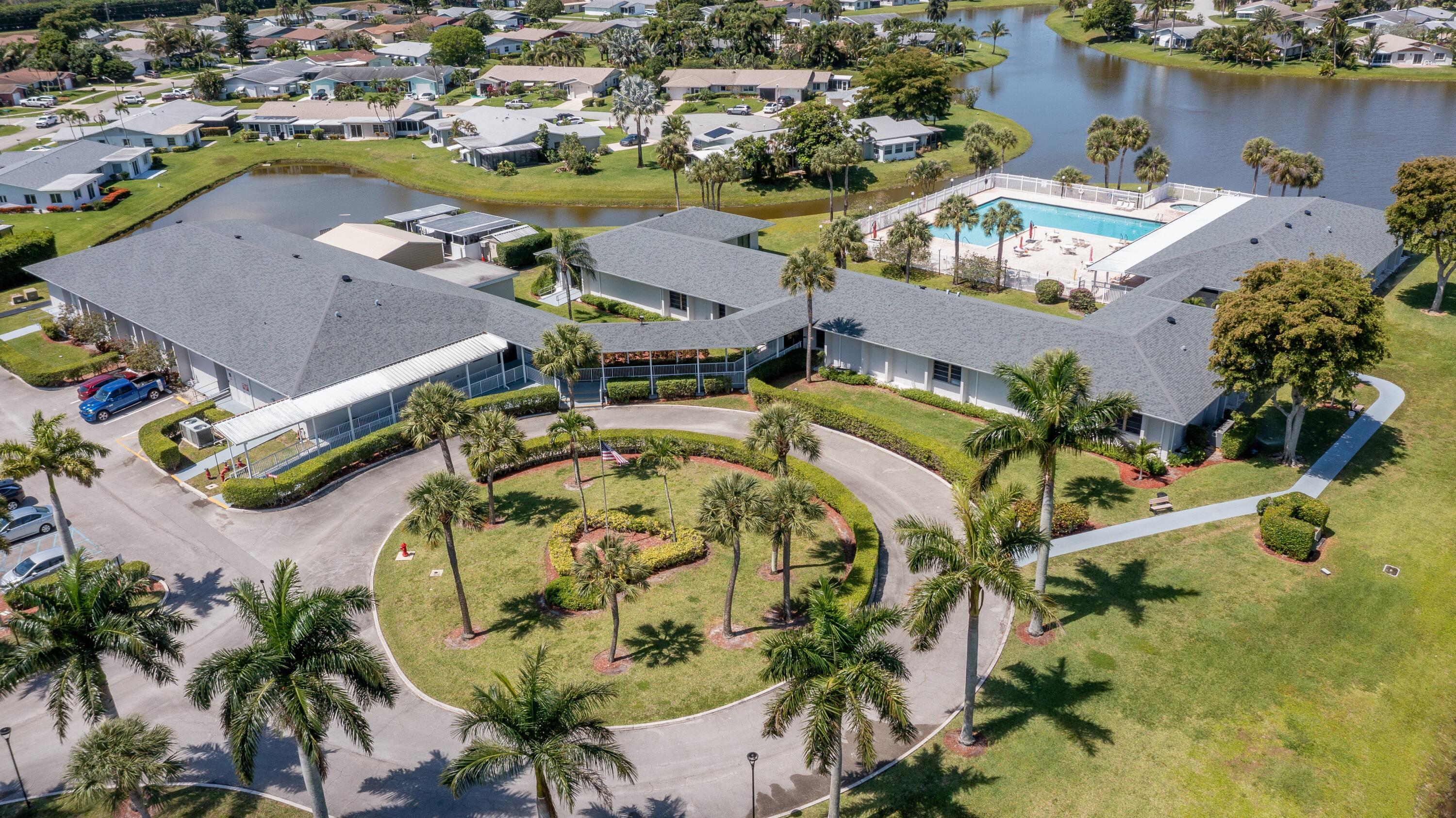 DELRAY VILLAS 5 - Residential