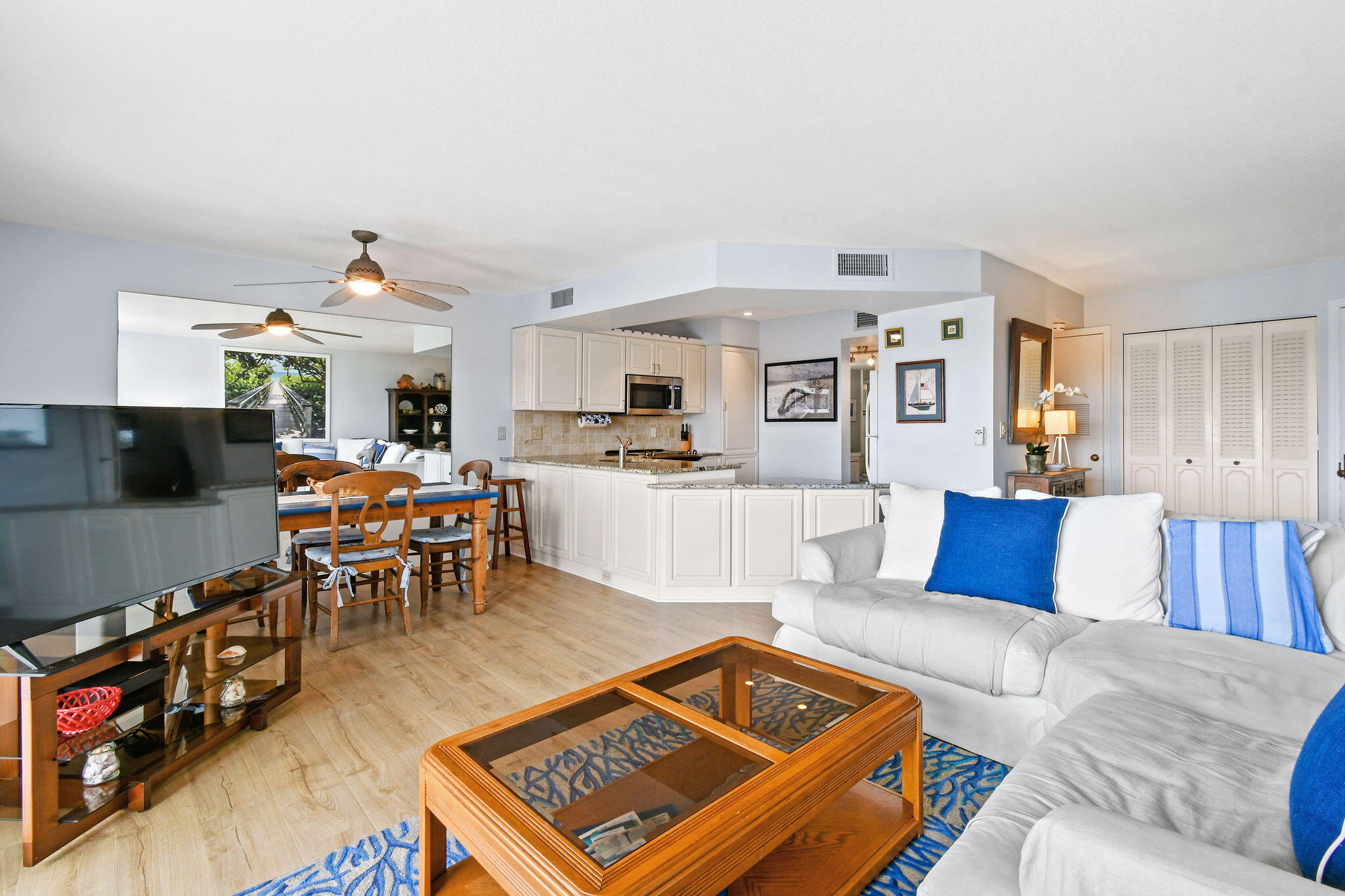 JUPITER OCEAN AND RACQUET CLUB - Residential